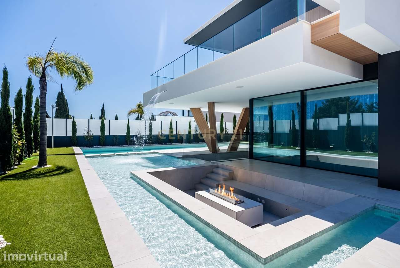 Moradia T5 de Luxo com Vista Mar Panorâmica | Galé | A poucos passos d - Grande imagem: 4/48