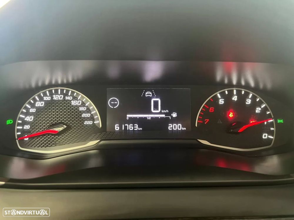 Peugeot 208 1.2 PureTech Active - 13