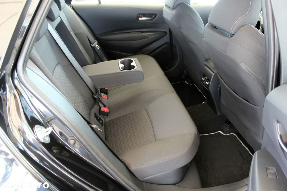Toyota Corolla 1.8 Hybrid Comfort - 11