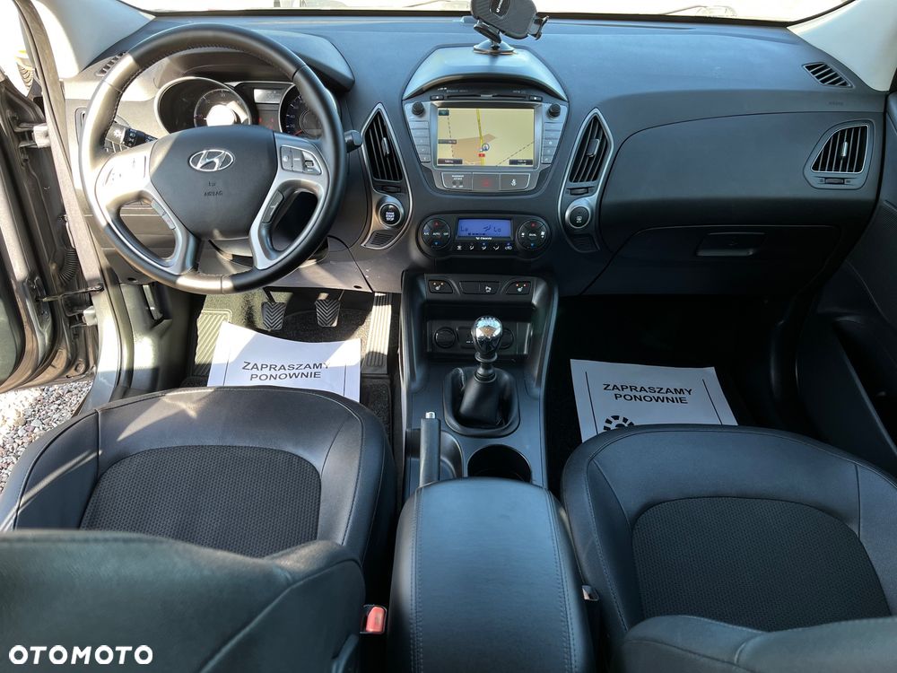 Hyundai ix35 1.7 CRDi 2WD blue Finale Gold - 22