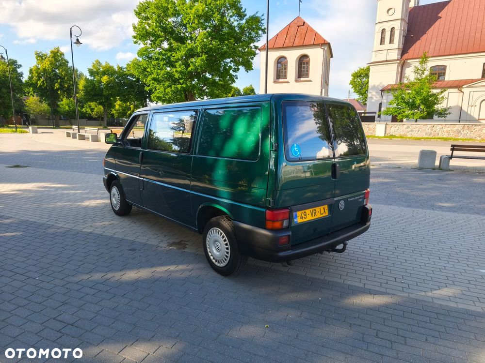 Volkswagen Transporter - 4