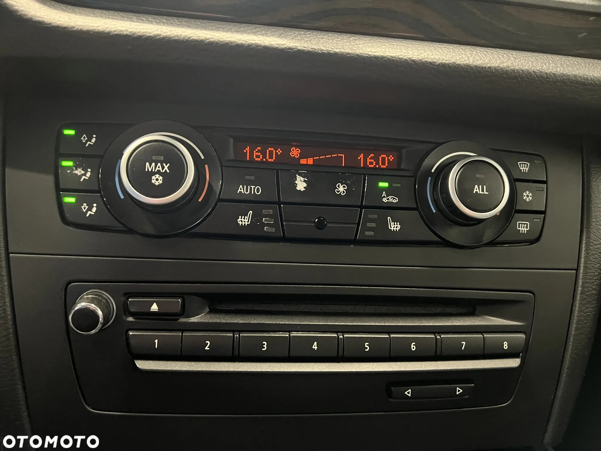 BMW X1 sDrive20d - 26
