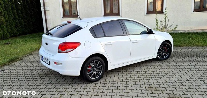 Chevrolet Cruze 1.6 LT+ - 3
