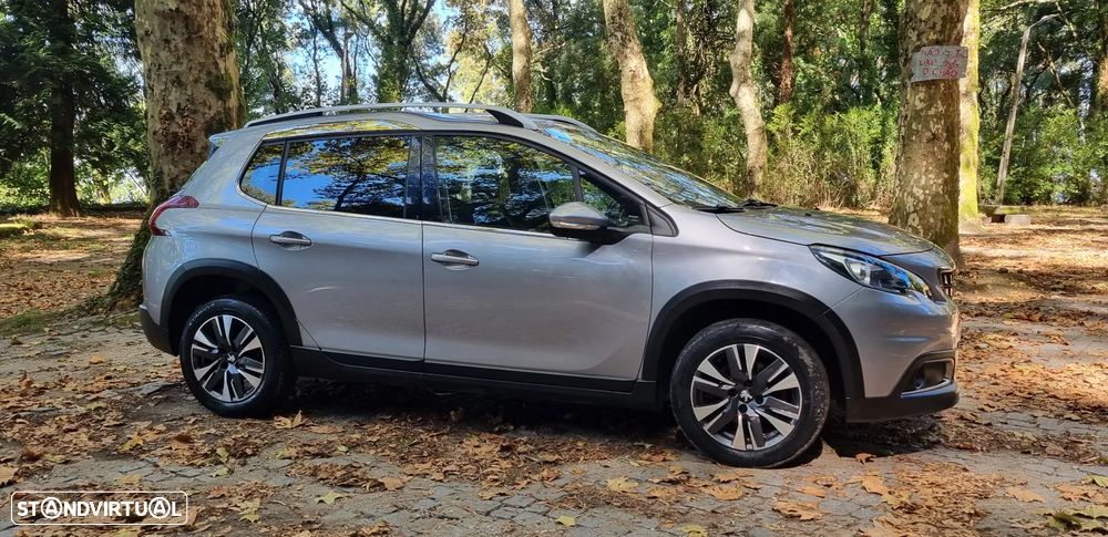 Peugeot 2008 1.2 PureTech Allure - 13