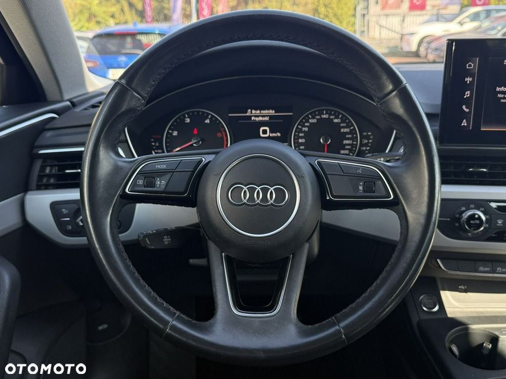 Audi A4 Avant 30 TDI S tronic - 16