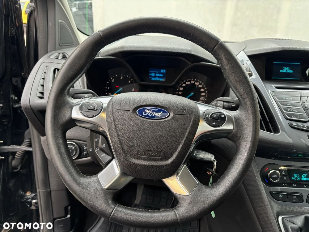 Ford Tourneo Connect 1.5 TDCi Start-Stop Titanium - 30