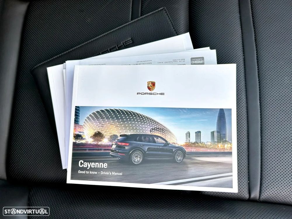 Porsche Cayenne Coupé E-Hybrid - 43
