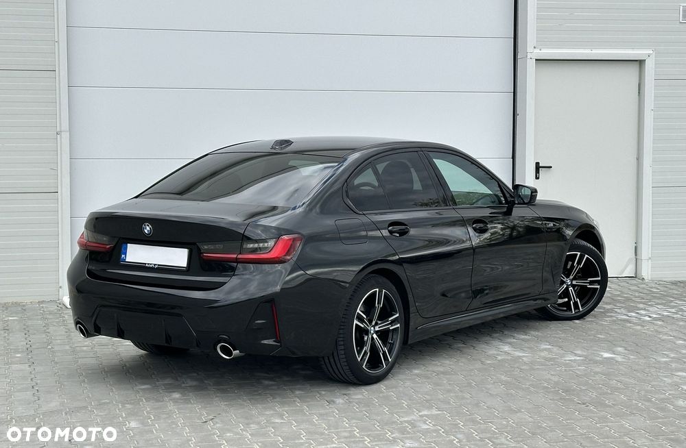BMW Seria 3 318i M Sport - 5