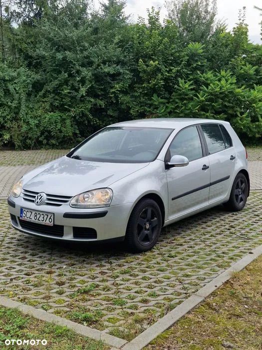 Volkswagen Golf V 1.6 Comfortline - 2