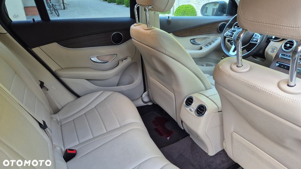 Mercedes-Benz GLC 200 4Matic 9G-TRONIC - 8