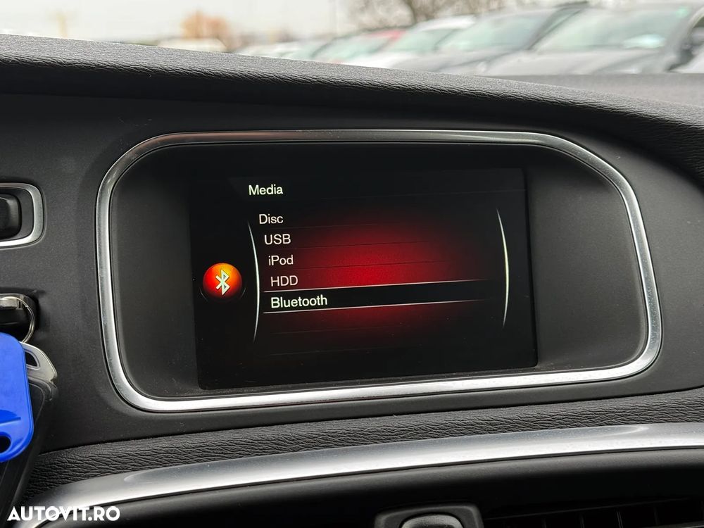 Volvo V40 D2 Aut. Momentum - 28