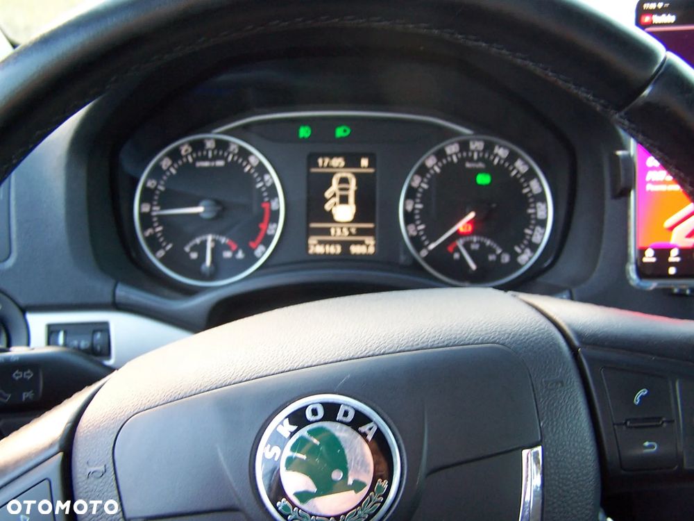 Skoda Octavia 1.9 TDI Elegance DSG - 27