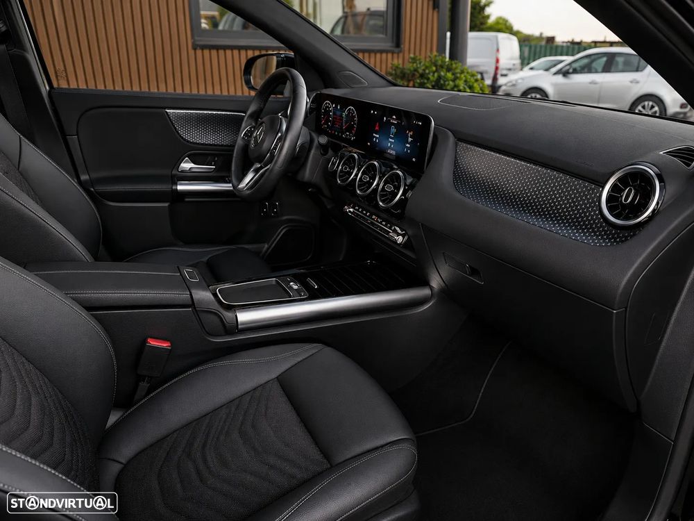 Mercedes-Benz GLA 250 e Progressive - 30