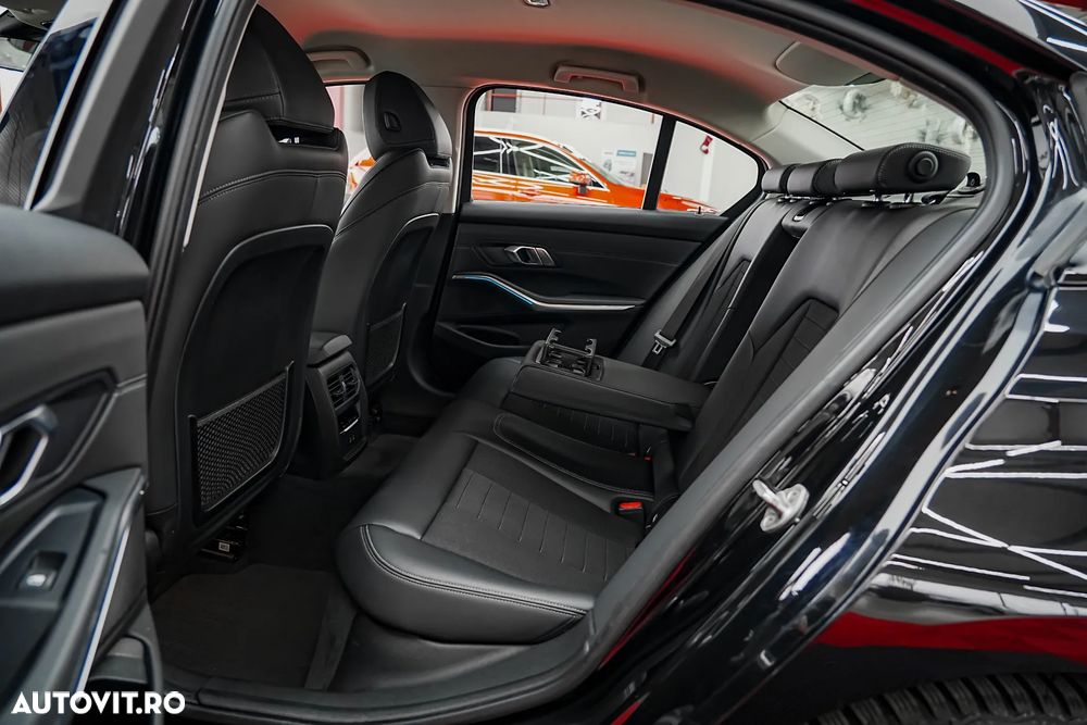 BMW Seria 3 330e Aut. - 11