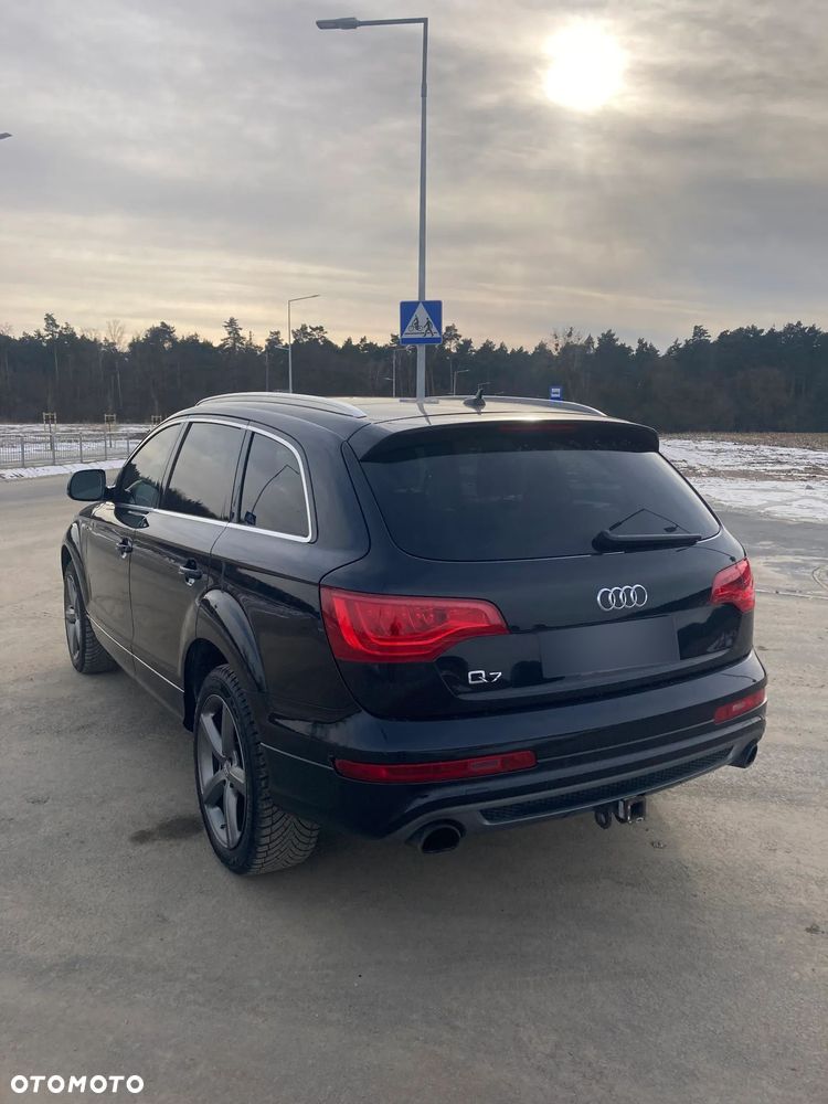 Audi Q7 - 4