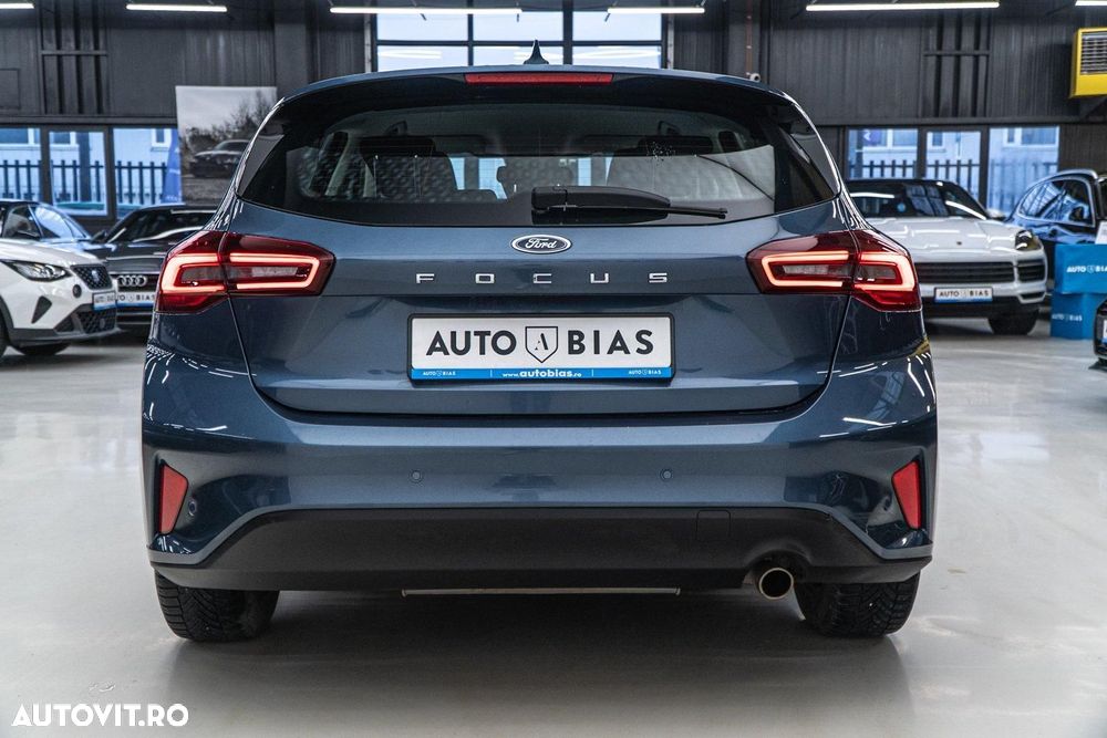 Ford Focus 1.0 EcoBoost Titanium - 26