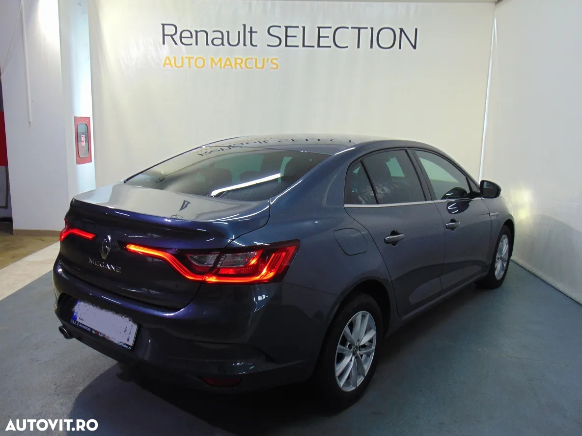 Renault Megane TCe 140 EDC GPF Intens - 2