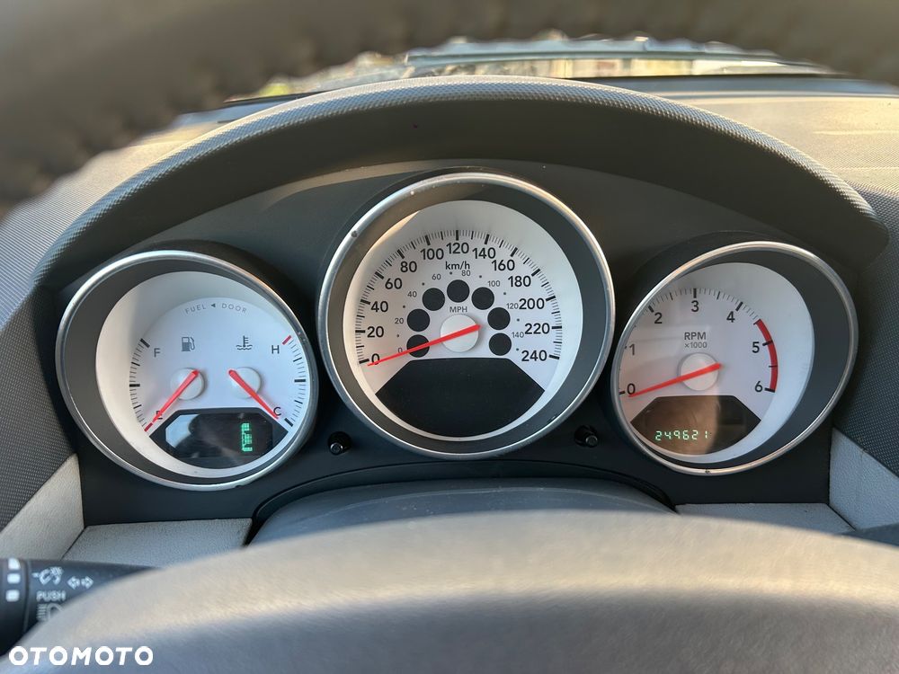 Dodge Caliber - 5