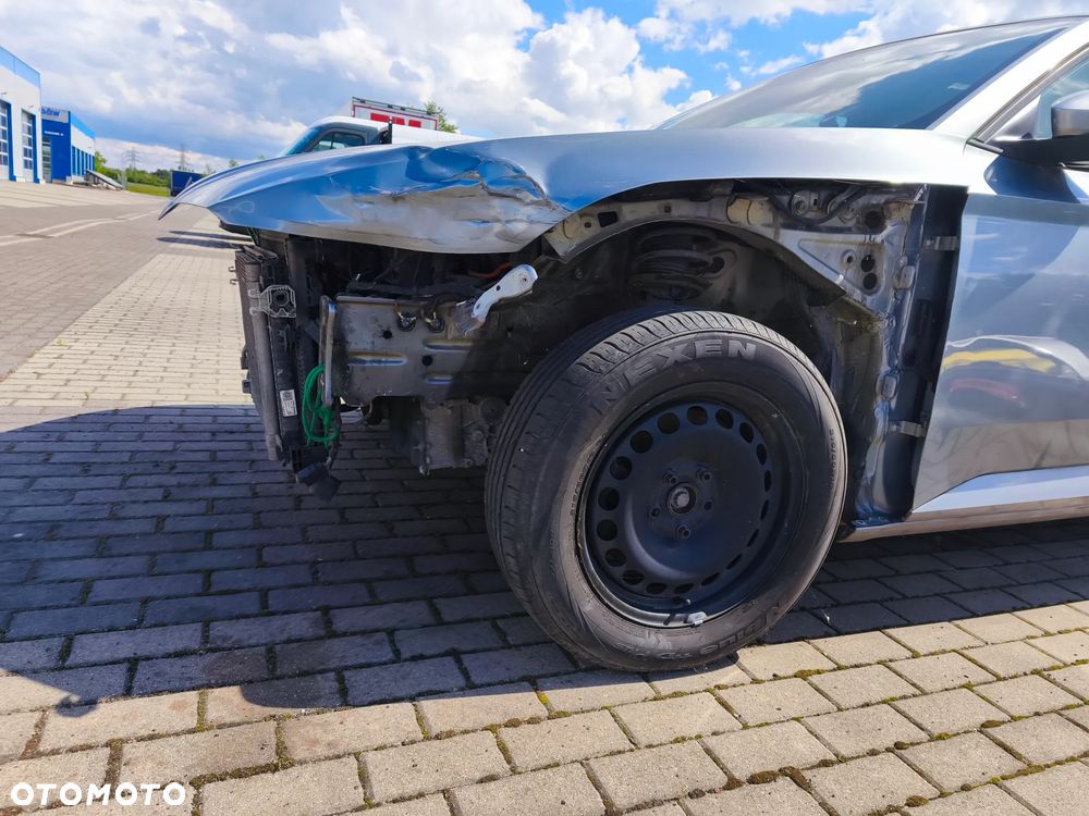 Skoda Superb 1.5 TSI Active DSG - 9