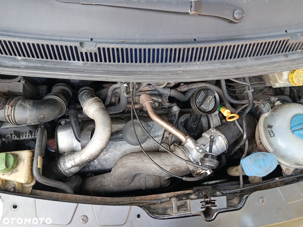 Volkswagen Transporter - 8