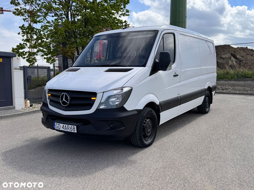 Mercedes-Benz Sprinter - 1