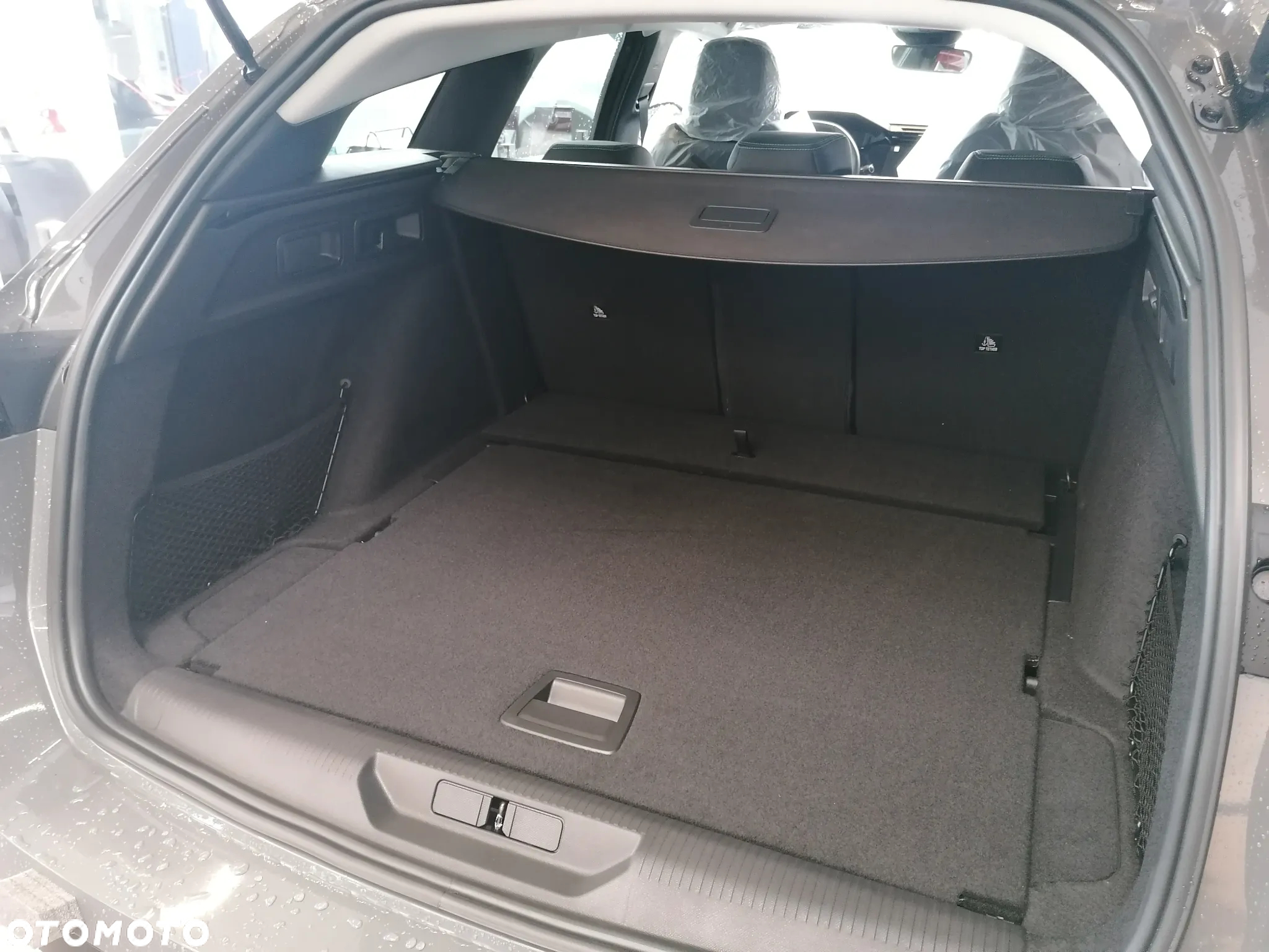 Peugeot 308 1.2 mHEV Allure S&S e-DCS6 - 9