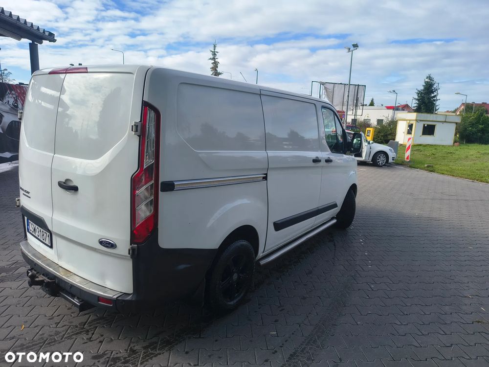 Ford TRANSIT CUSTOM - 4