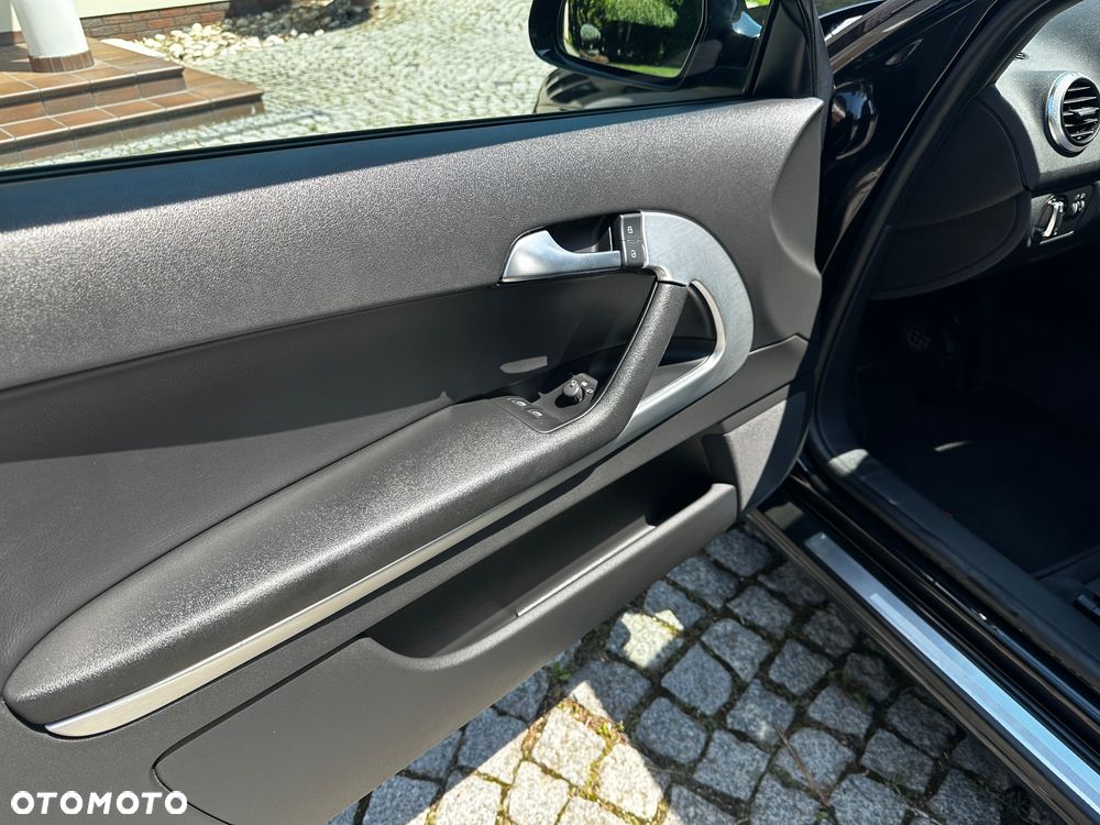 Audi A3 3-drzwiowe 1.4 TFSI Ambition - 14