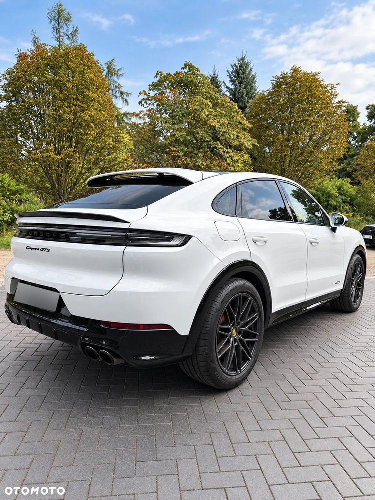 Porsche Cayenne - 18