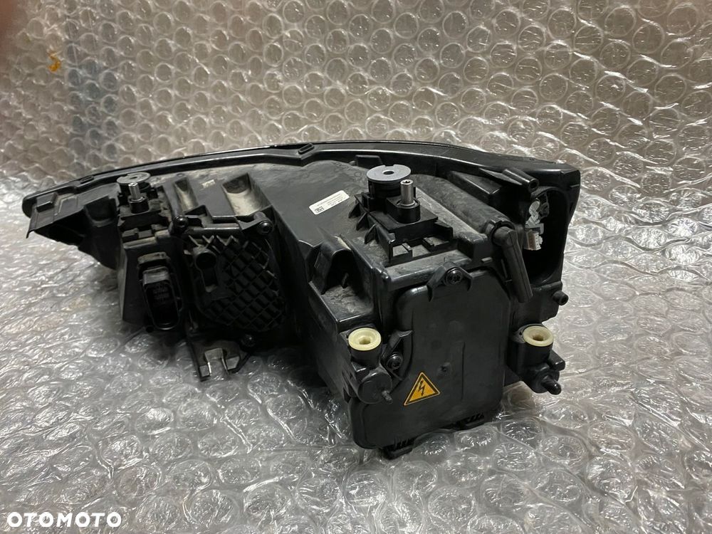 LAMPA PRAWA XENON LED AUDI A1 LIFT 8XA941006 - 6