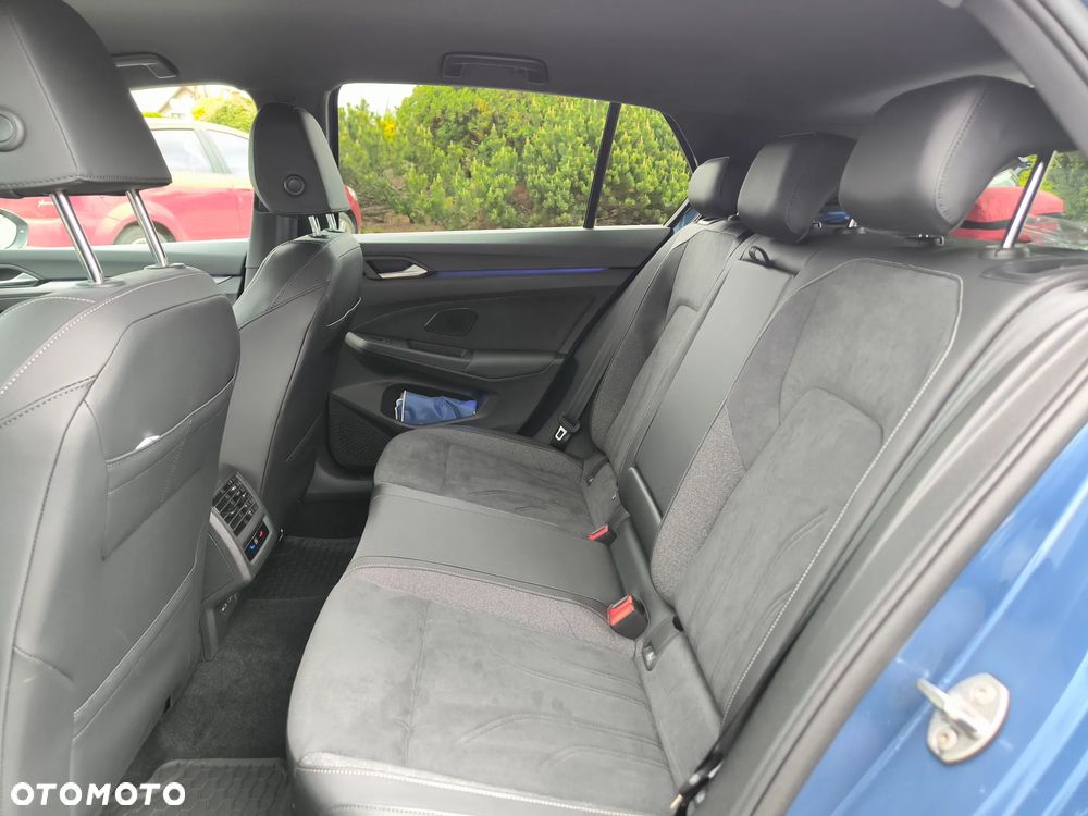 Volkswagen Golf 1.5 eTSI EVO Style DSG - 15