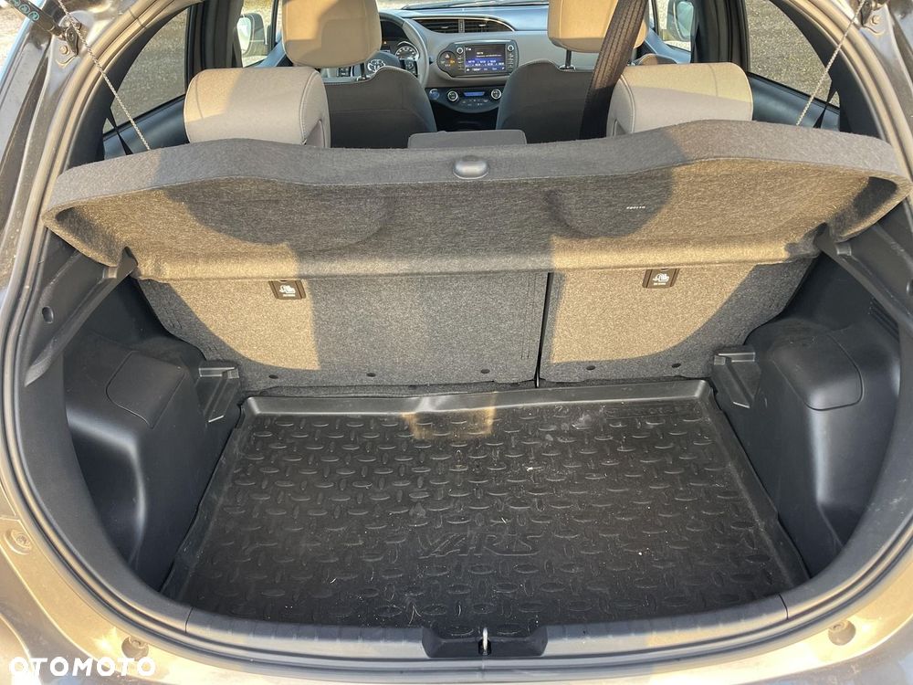 Toyota Yaris - 14