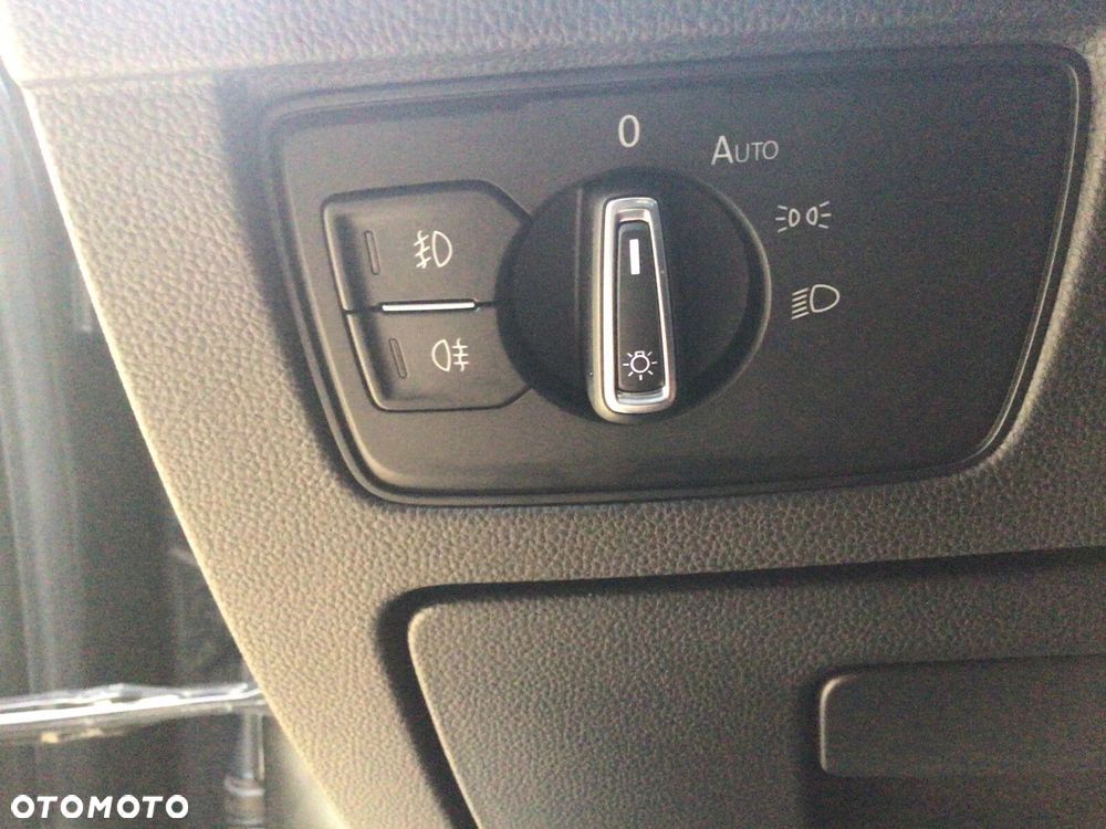 Volkswagen Passat 1.8 TSI BMT Comfortline DSG - 26