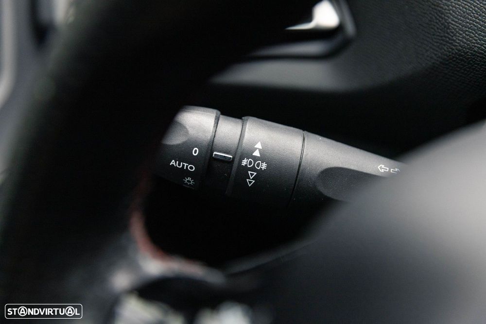 Peugeot 308 1.6 BlueHDi GT Line - 34