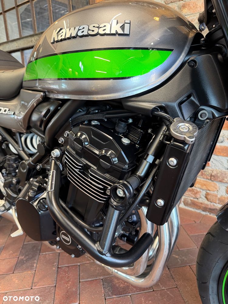 Kawasaki Z 900 RS - 24