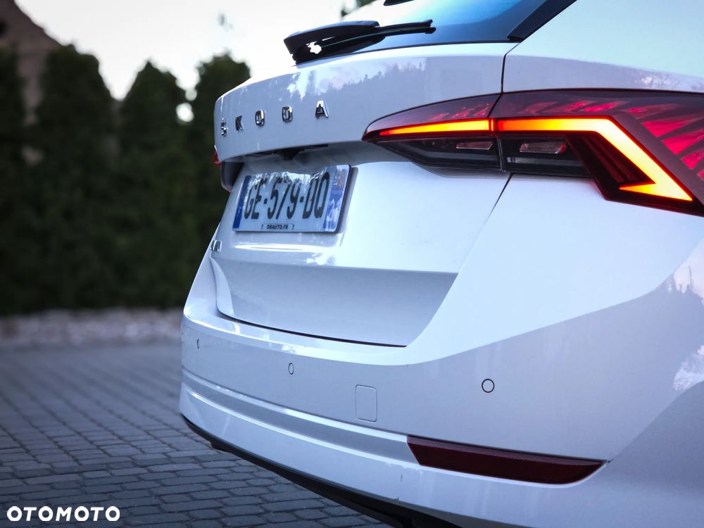 Skoda Octavia 2.0 TDI DSG Edition - 41