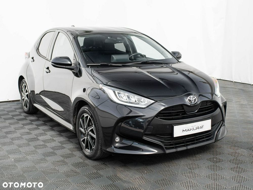 Toyota Yaris 2023 photo 3