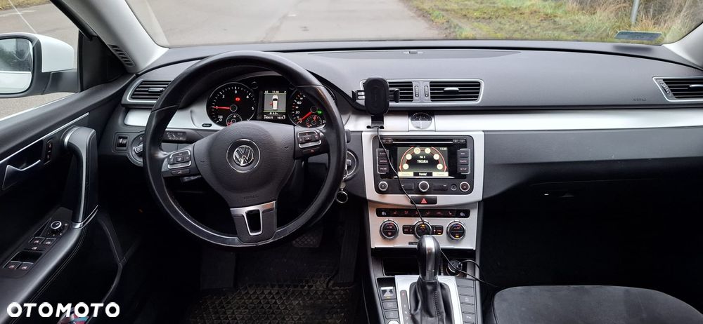 Volkswagen Passat 2.0 TDI Highline DSG - 3