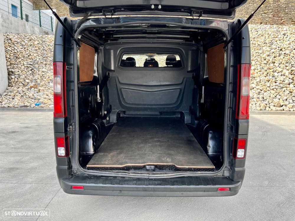 Opel Vivaro 1.6 CDTI BITURBO Cabine dupla 5 lugares versão longa - 4