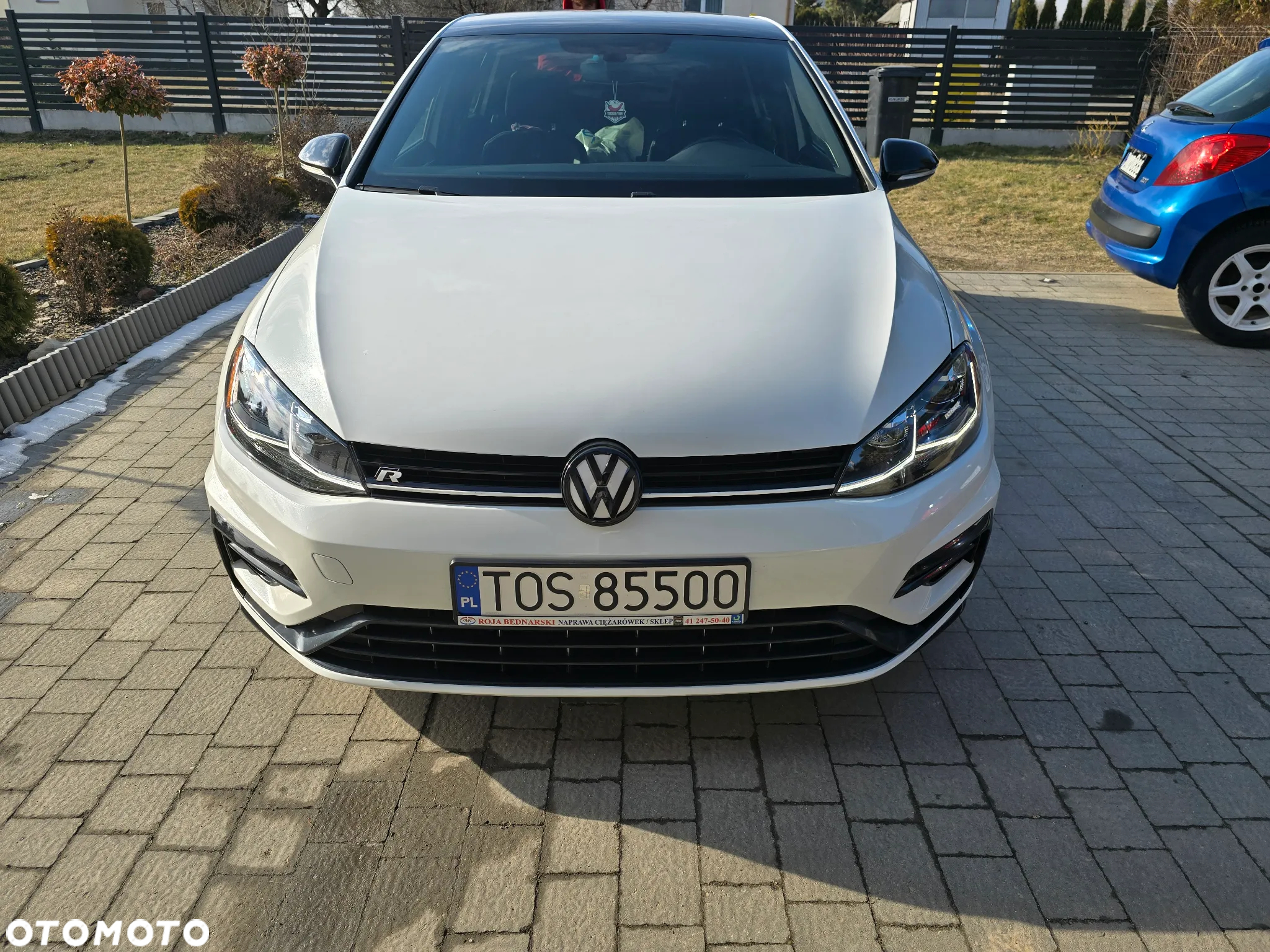 Volkswagen Golf - 8