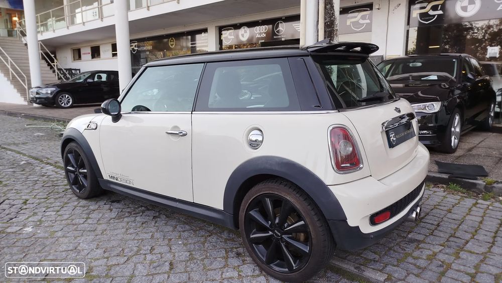 MINI 3 Portas Cooper S - 4