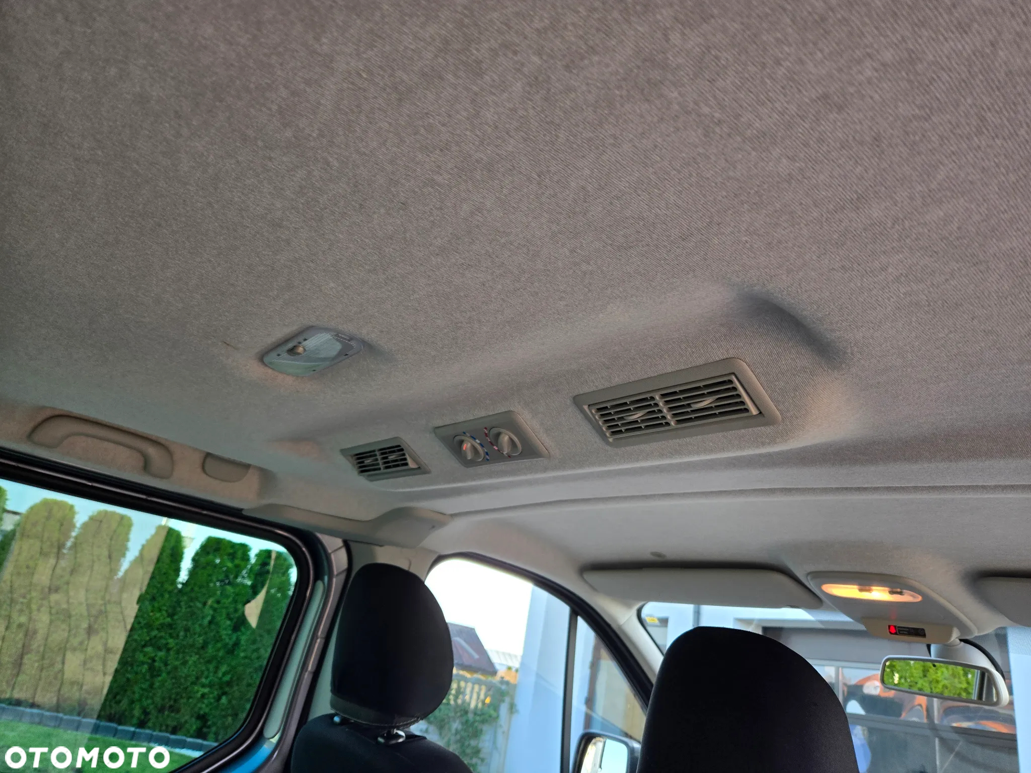 Renault Trafic Grand SpaceClass 2.0 dCi EDC - 25