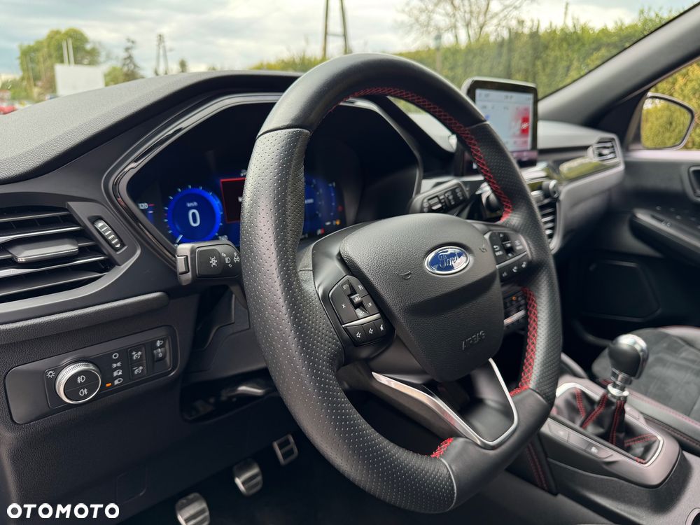 Ford Kuga 1.5 EcoBoost FWD ST-Line - 35