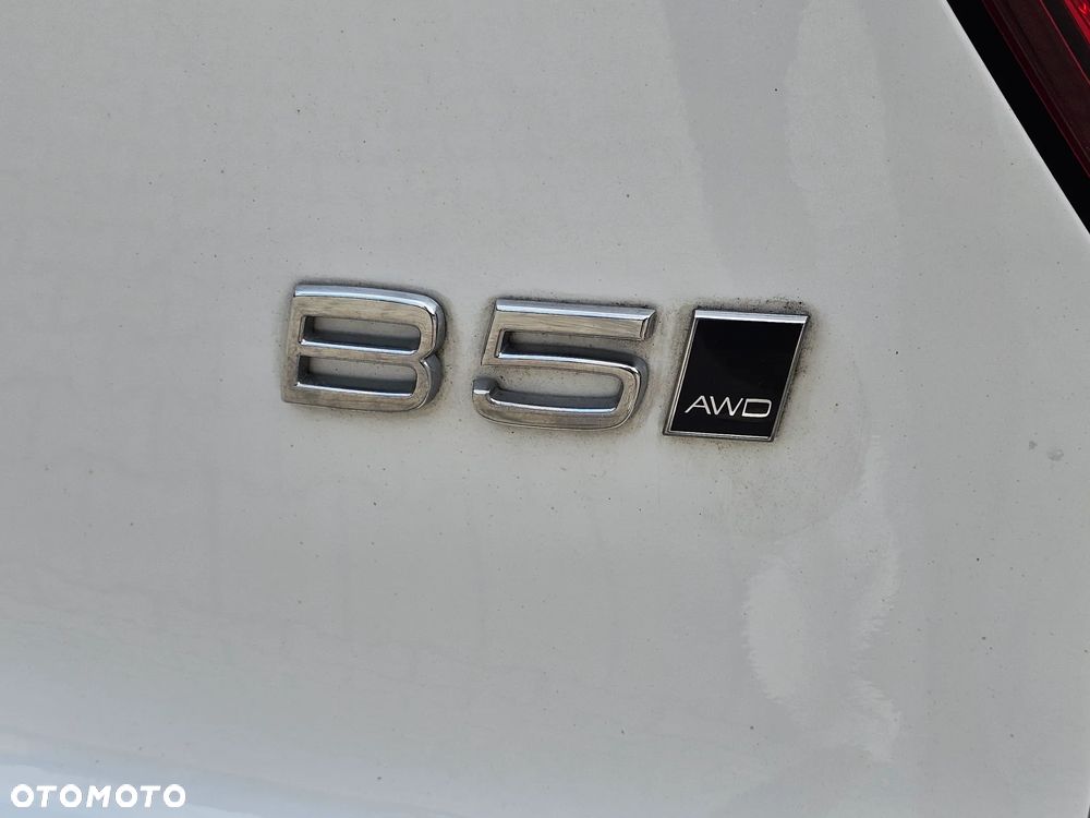 Volvo XC 40 T5 AWD Geartronic Momentum Pro - 10