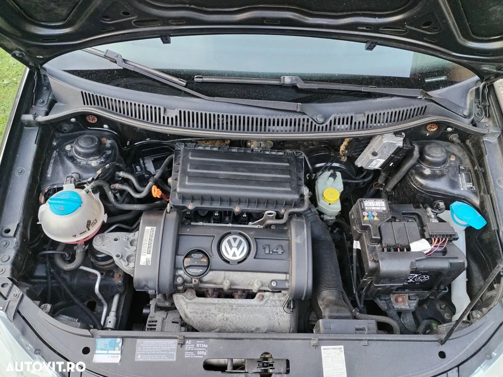 Volkswagen Polo 1.4 Comfortline - 8