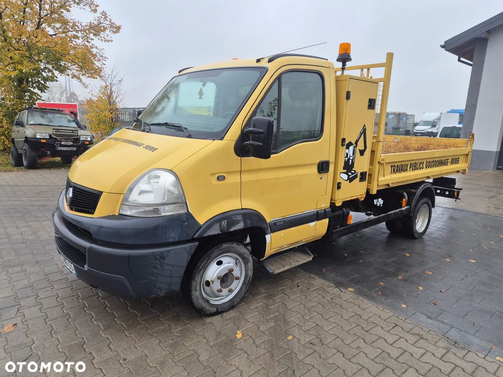 Renault Mascott
