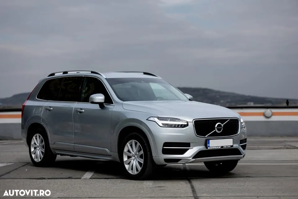 Volvo XC 90 D5 AWD Momentum - 7