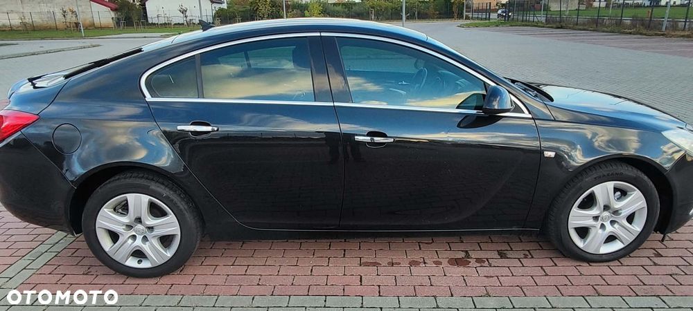 Opel Insignia 2.0 CDTI - 8