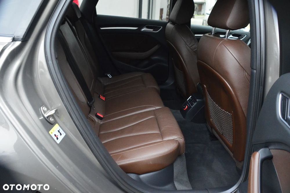 Audi A3 Sportback 1.8 TFSI quattro S tronic S line Sportpaket - 12