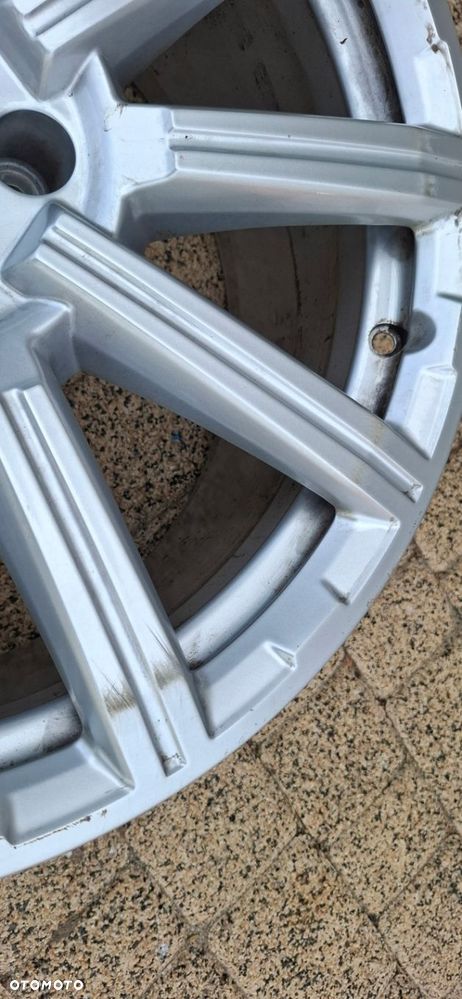 AUDI Q7 SQ7 II 4M0 felga 20" 9.0Jx20 et33 5x112 silver 4M0601025AE - 6